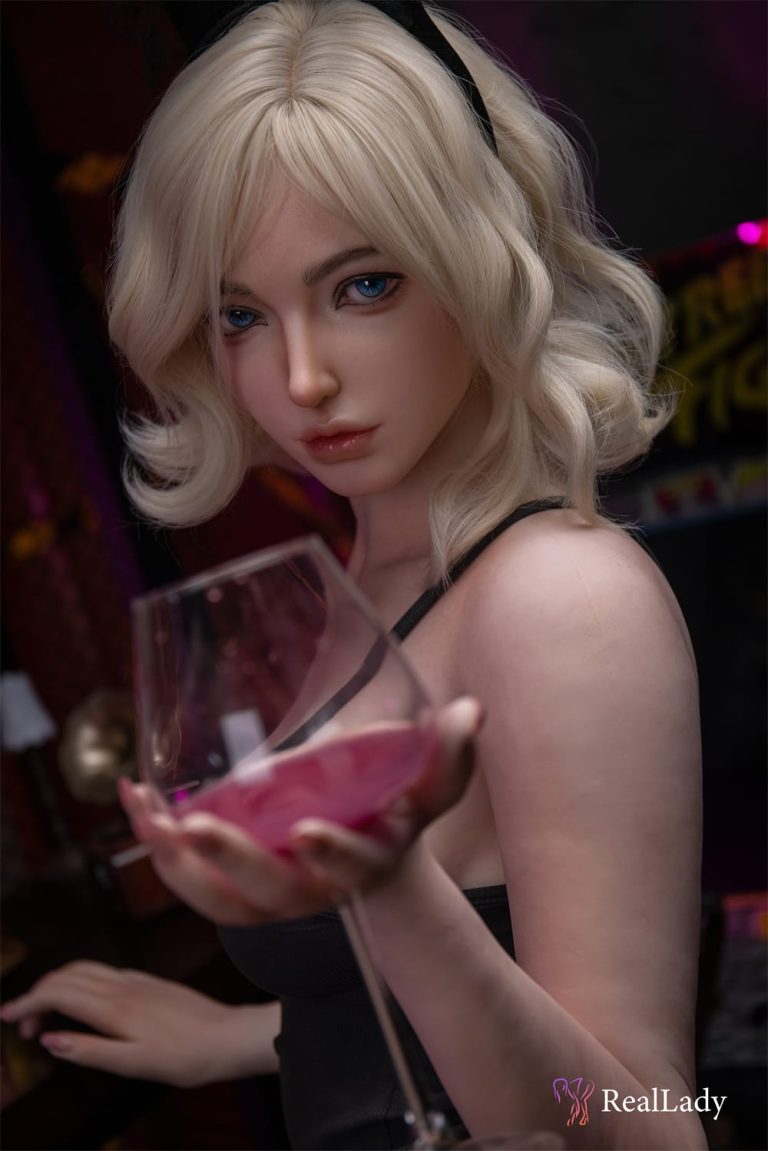 170cm 5ft7 B-Cup Silicone Sex Doll Joline (1)