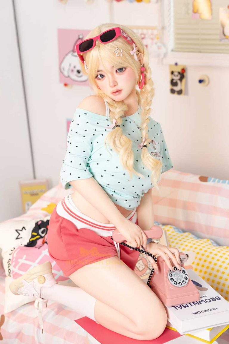 148cm 4ft10 C-Cup Silicone Sex Doll Xiaying (1)