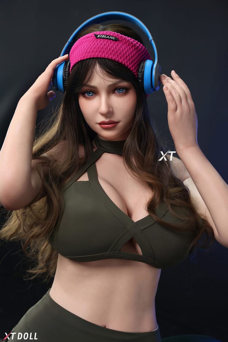 166cm 5ft5 H-Cup Silicone Sex Doll Natalie (1)