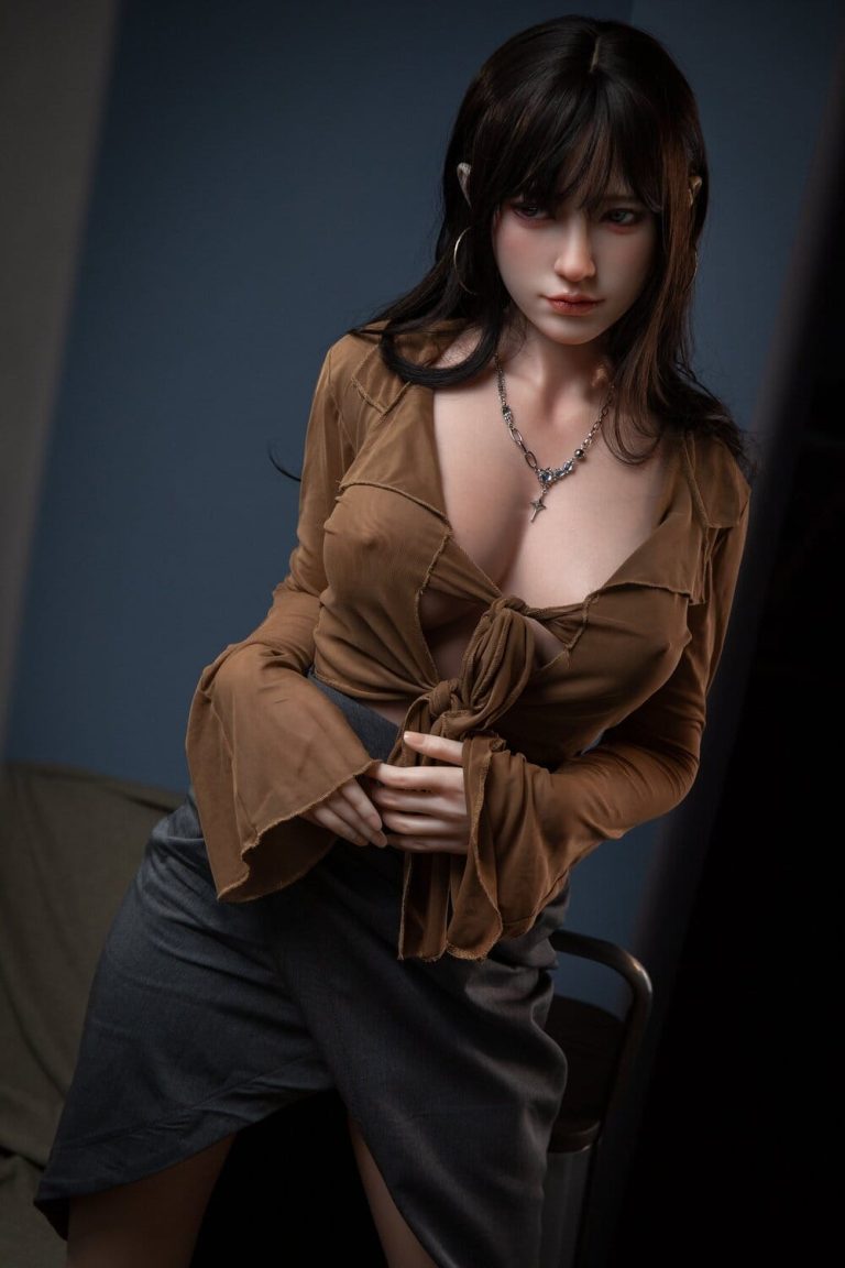 170cm 5ft7 D-Cup Hybrid or Silicone Sex Doll Boa (1)