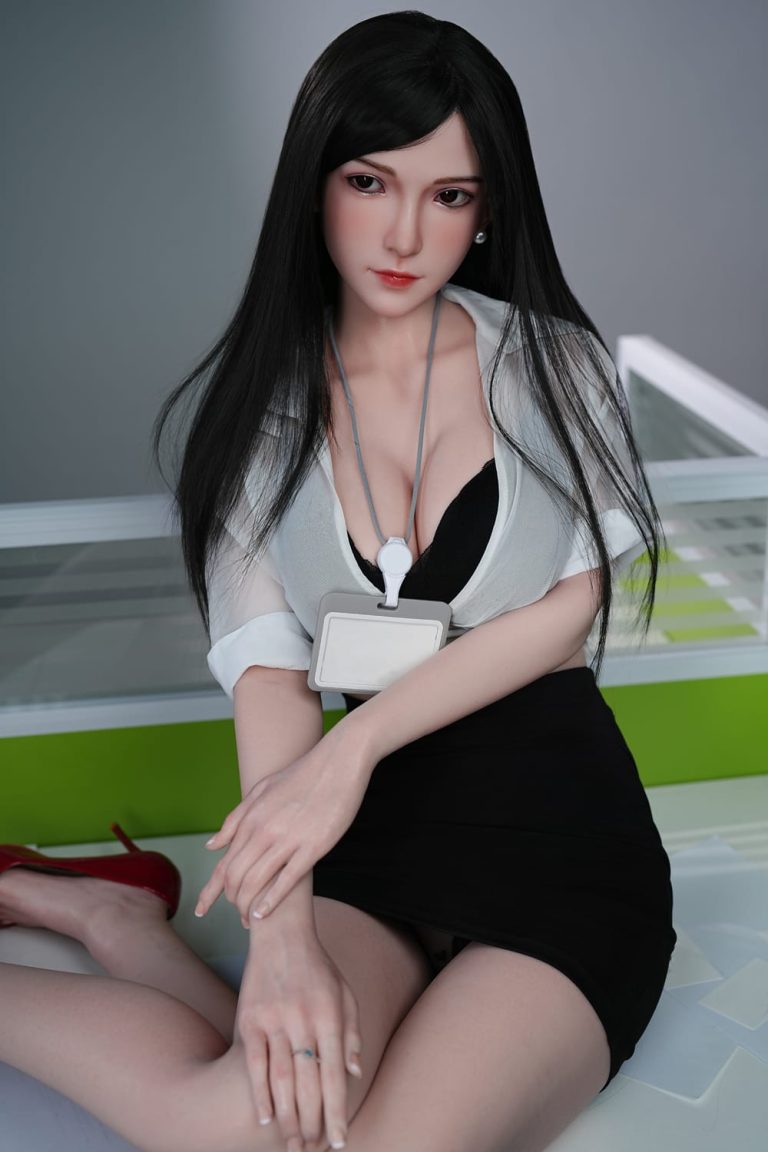 170cm 5ft7 D-Cup Hybrid or Silicone Sex Doll Tifa (1)
