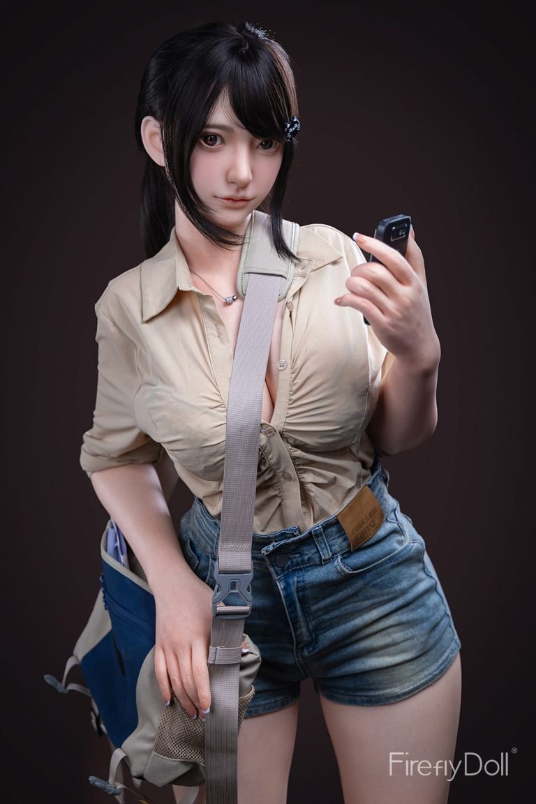 164cm 5ft5 G-Cup Silicone Sex Doll Lian (1)