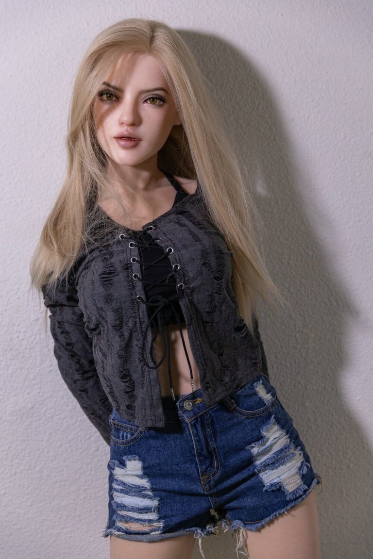 166cm 5ft5 C-Cup Silicone Sex Doll Head #Nia (1)
